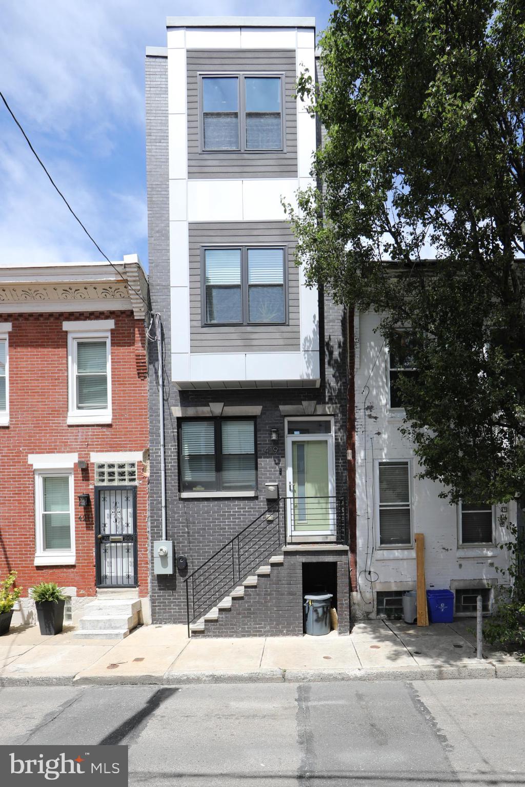 419 EMILY STREET