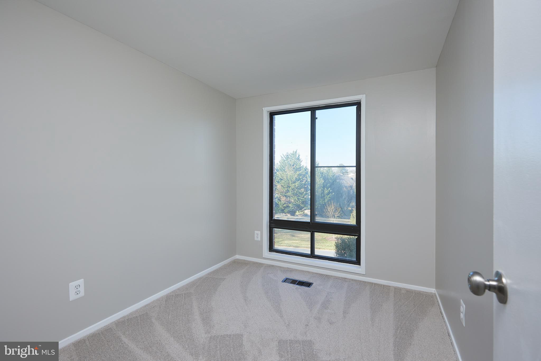 THOMAS CHOICE WEST - Residential