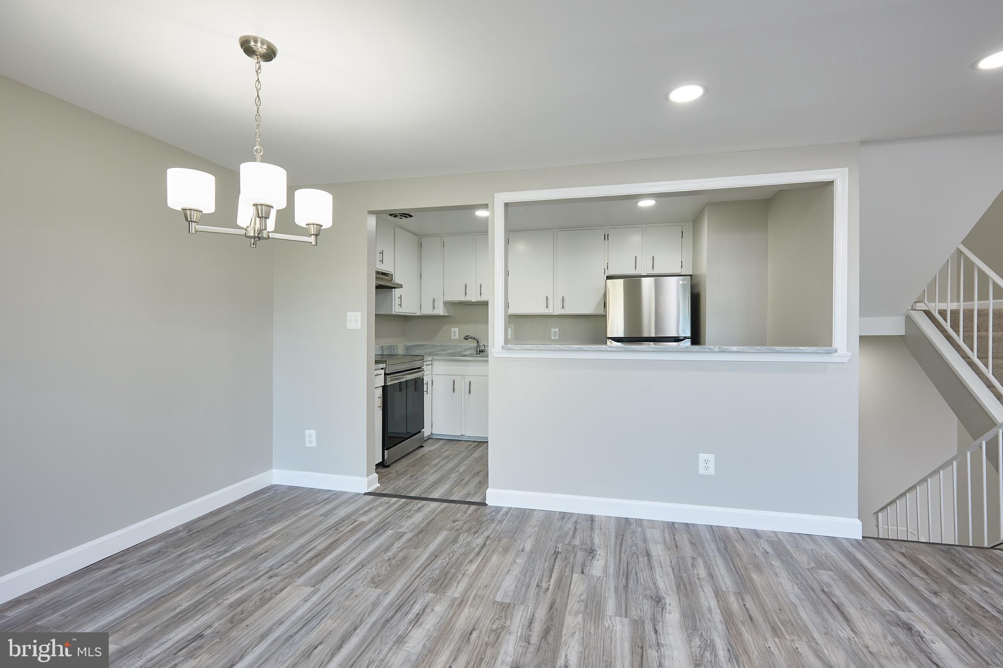 THOMAS CHOICE WEST - Residential