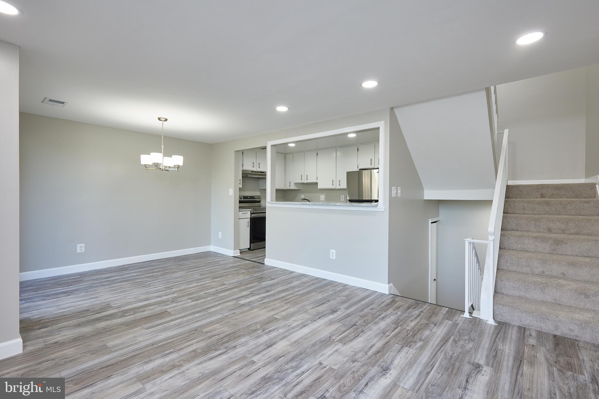 THOMAS CHOICE WEST - Residential