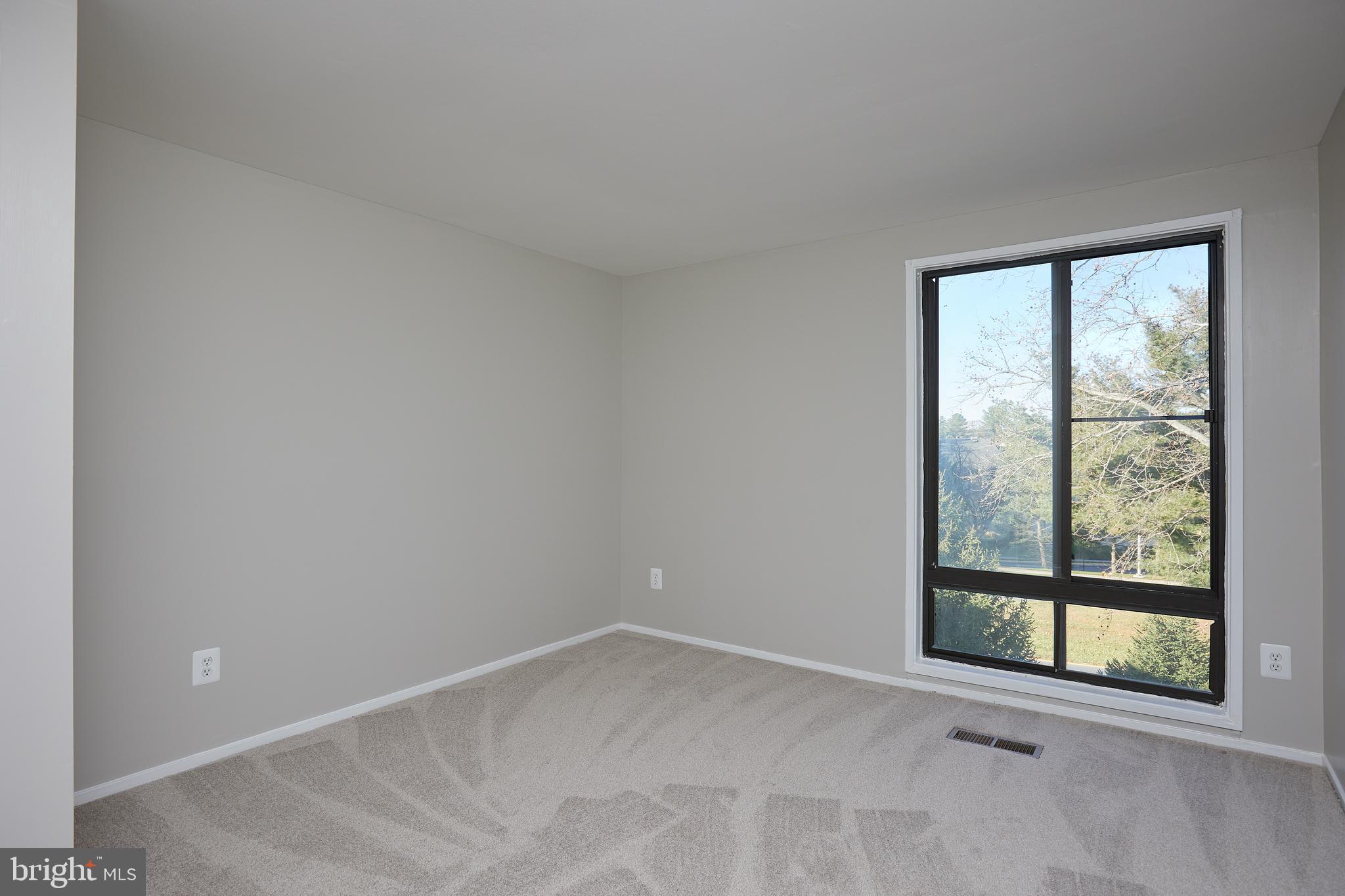 THOMAS CHOICE WEST - Residential