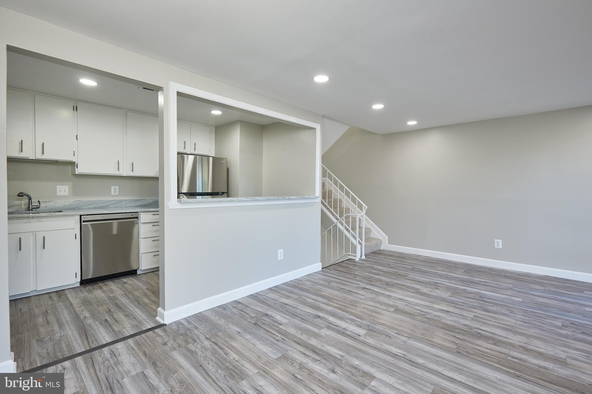 THOMAS CHOICE WEST - Residential