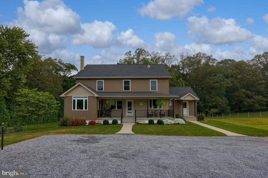Photo of 771 Georgetown Road, PARADISE, PA 17562 (MLS # PALA2077532)