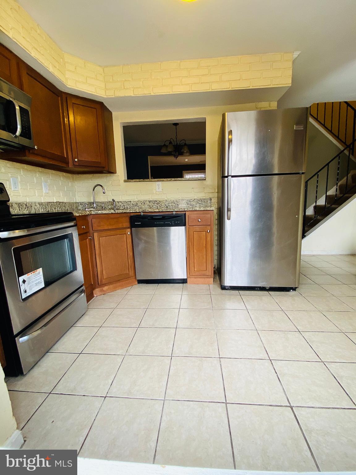 LONDON WOODS - Residential