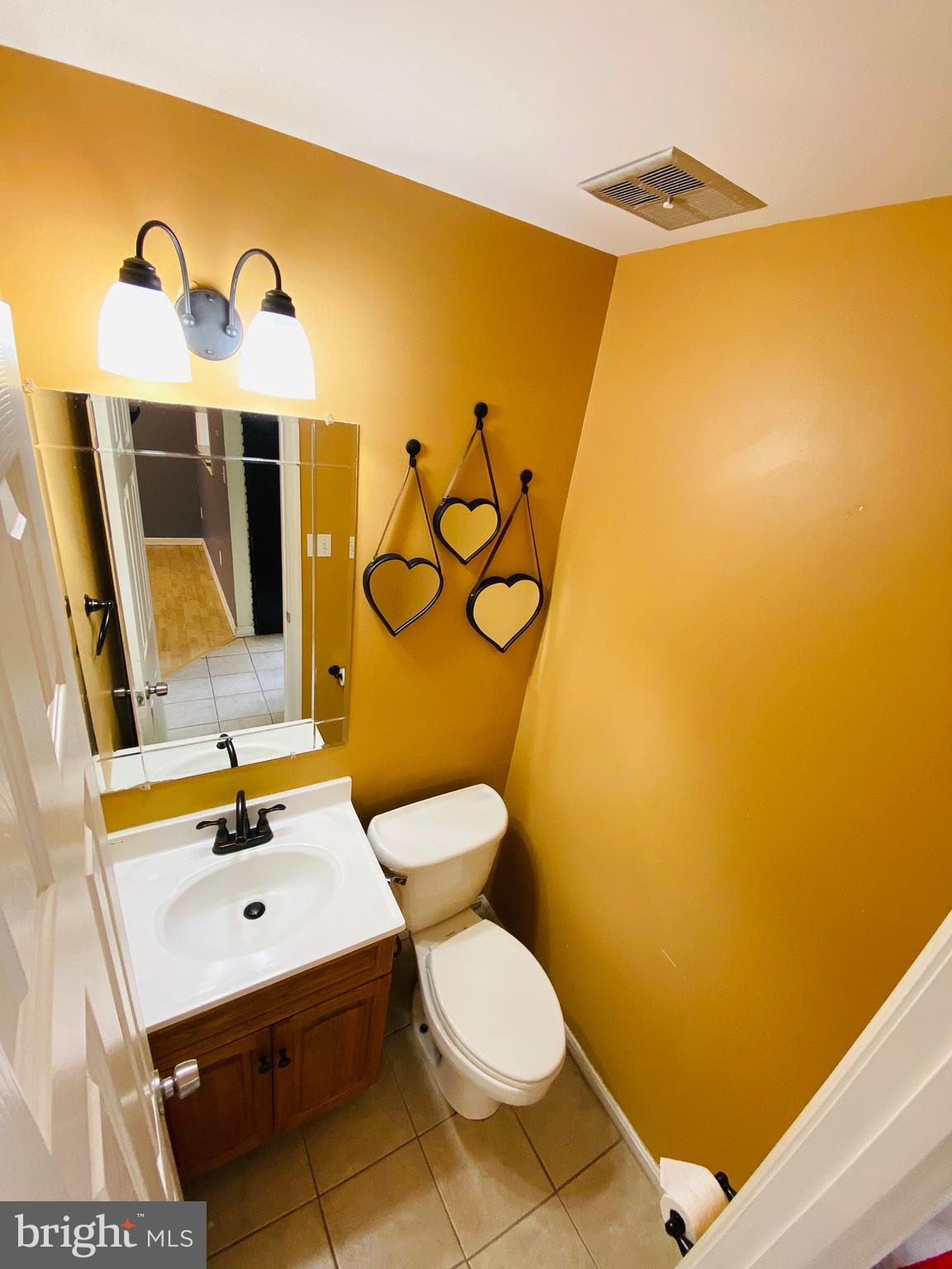 LONDON WOODS - Residential