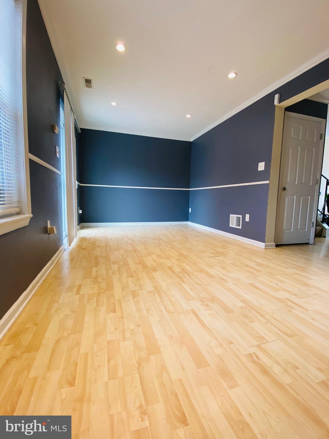 LONDON WOODS - Residential