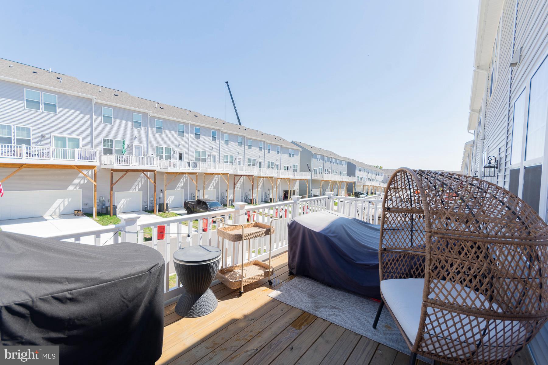 PRESIDENTS POINTE - Residential Lease