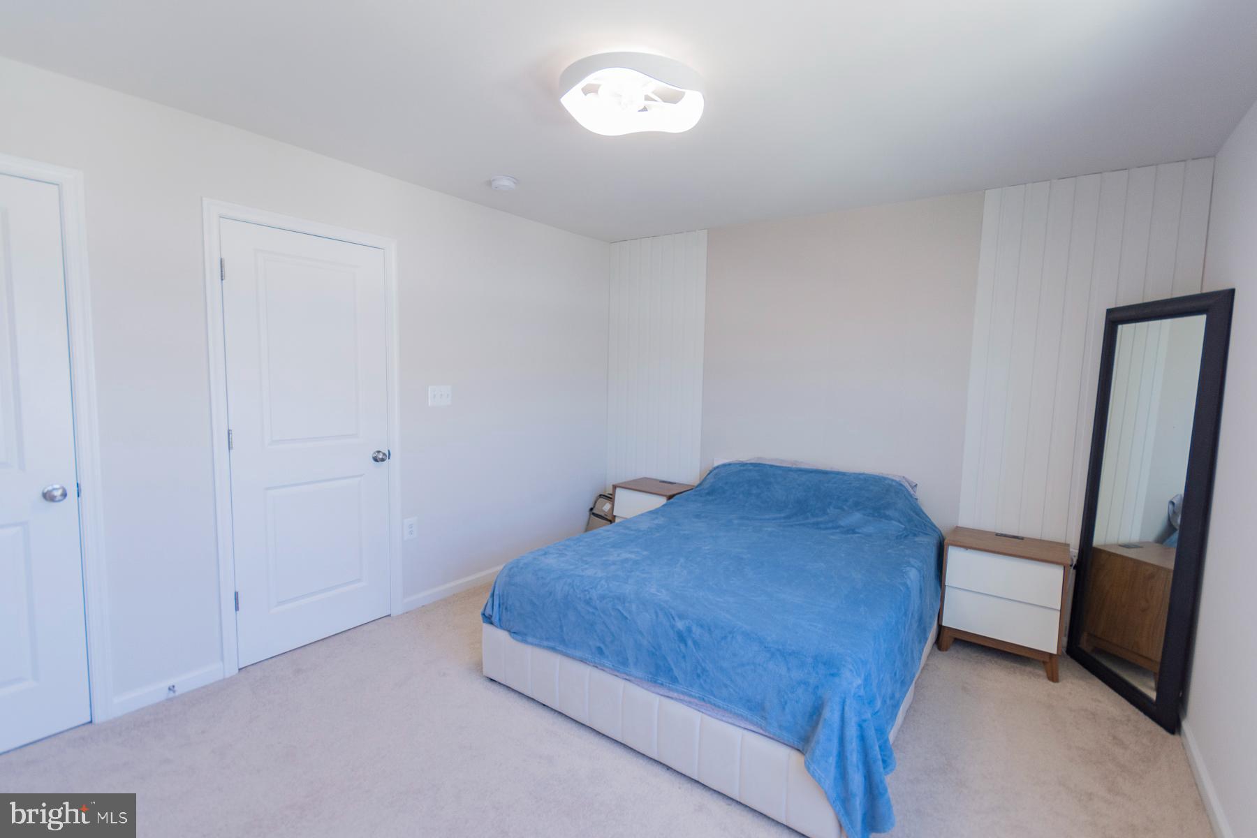 PRESIDENTS POINTE - Residential Lease