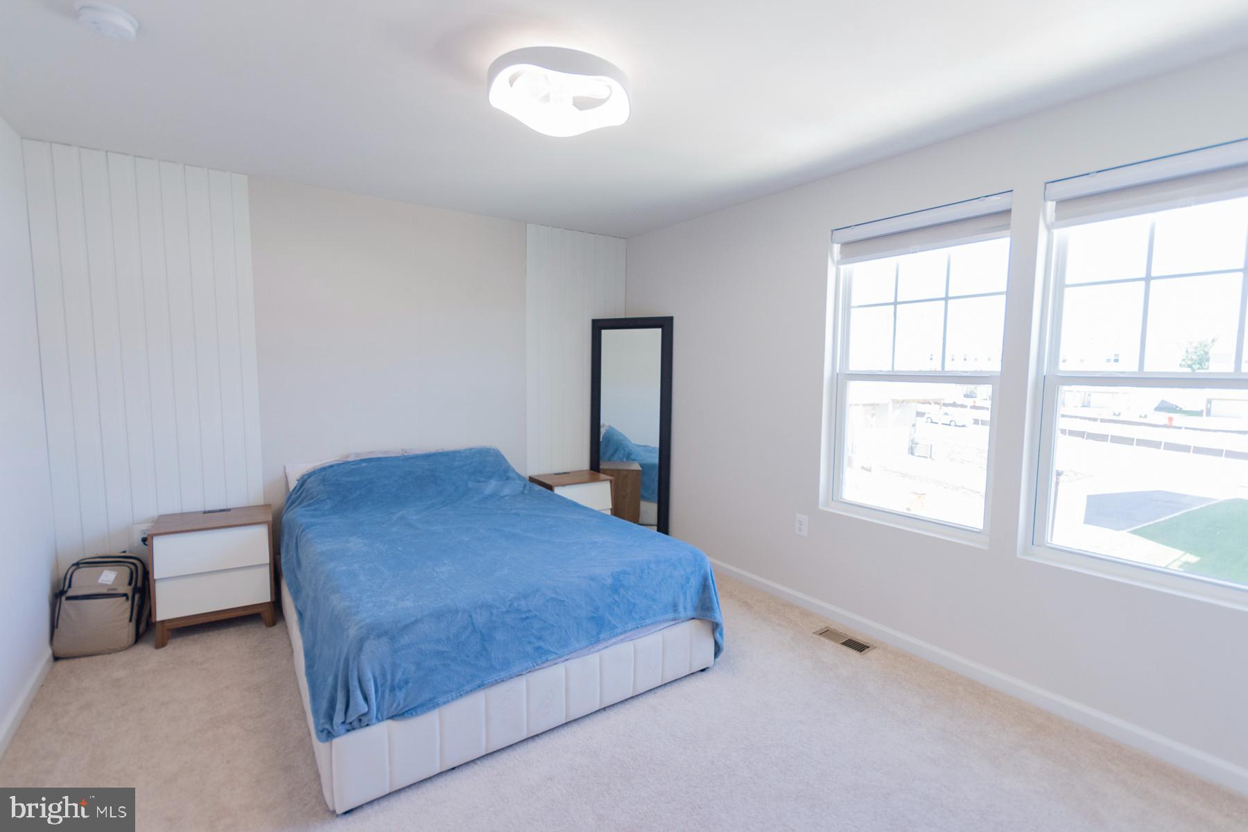 PRESIDENTS POINTE - Residential Lease