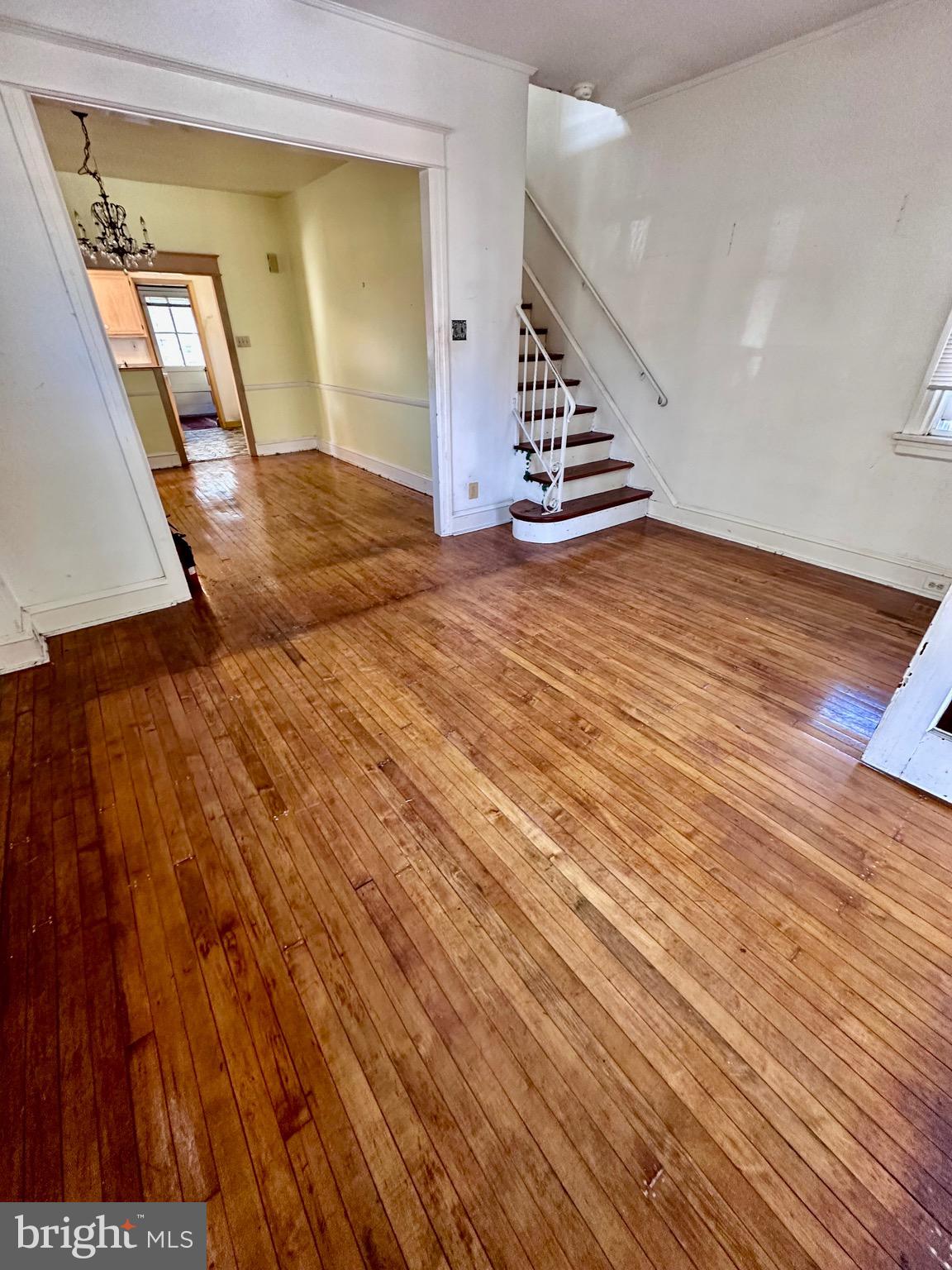 FOX CHASE - Residential