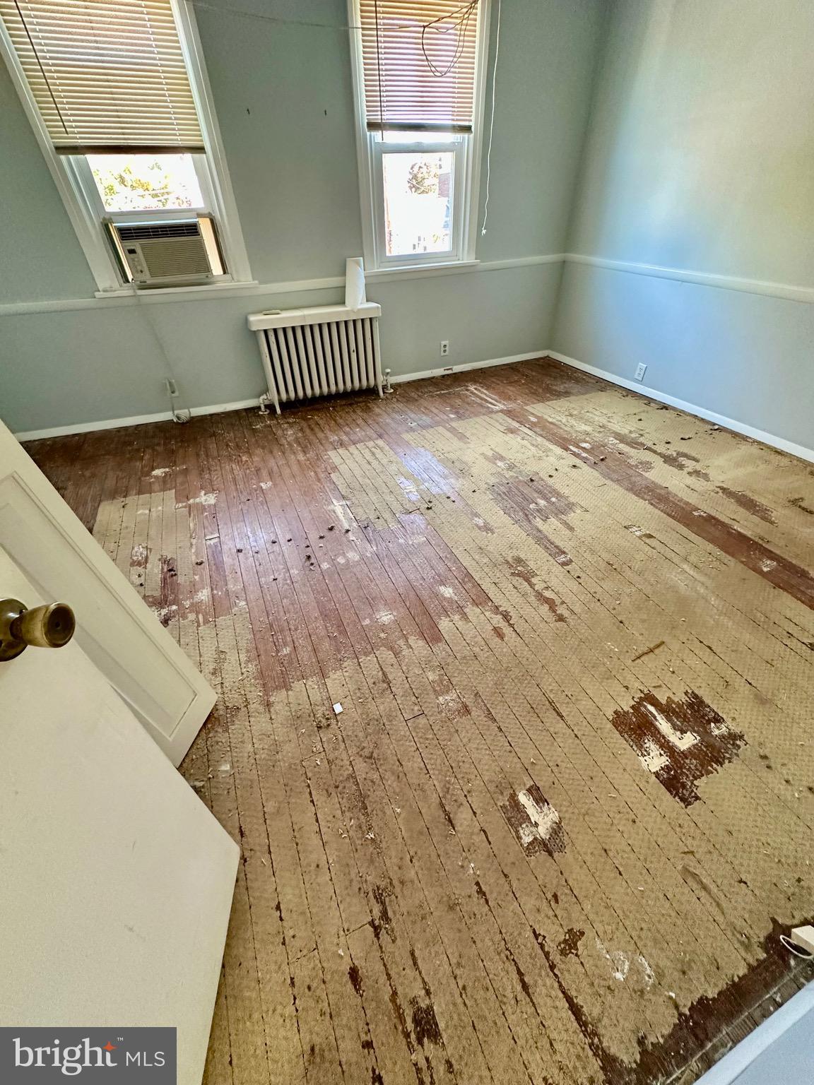 FOX CHASE - Residential