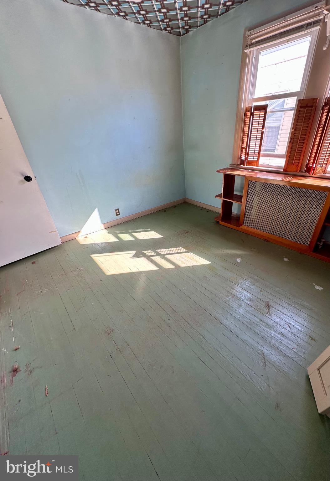 FOX CHASE - Residential