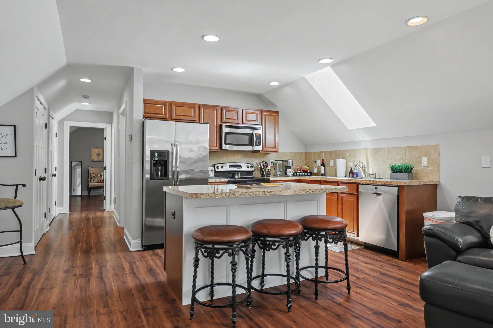 16081 PURCELLVILLE ROAD