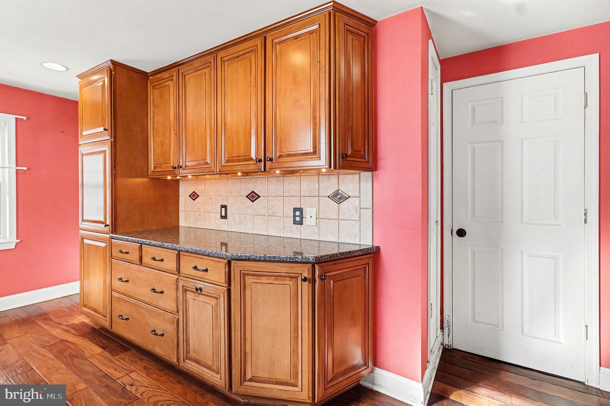 WHITE MARSH MDWS - Residential