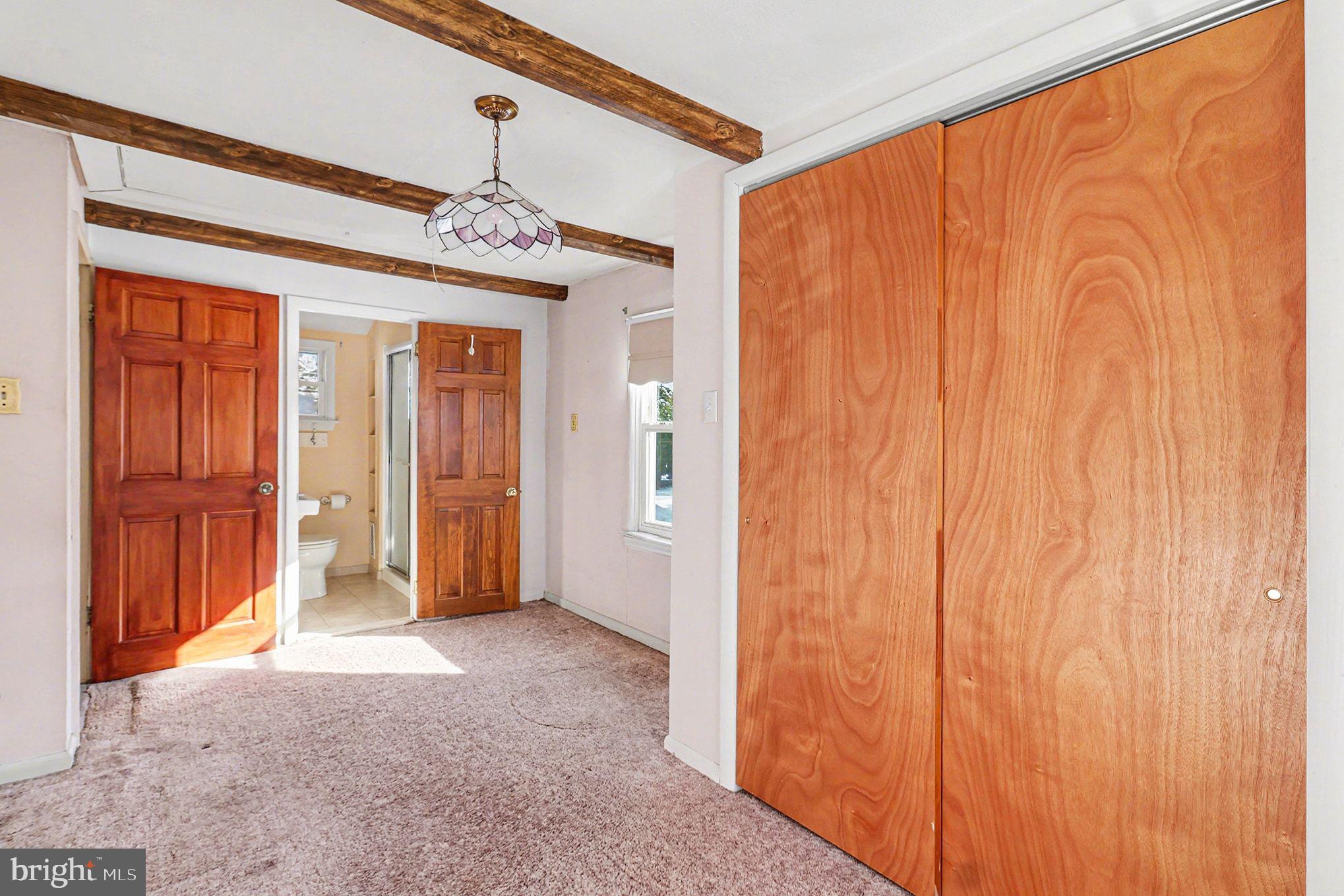 WHITE MARSH MDWS - Residential