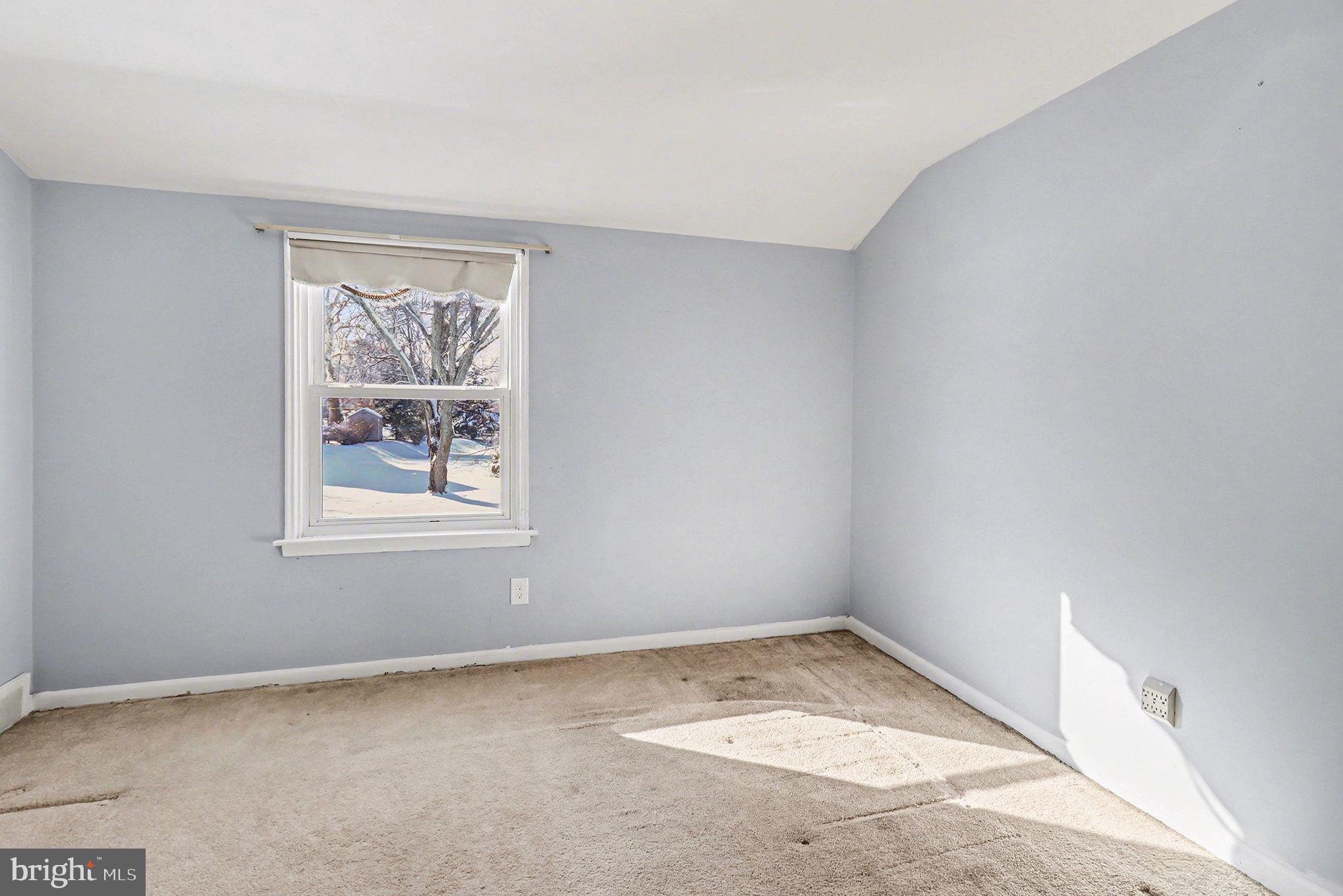 WHITE MARSH MDWS - Residential