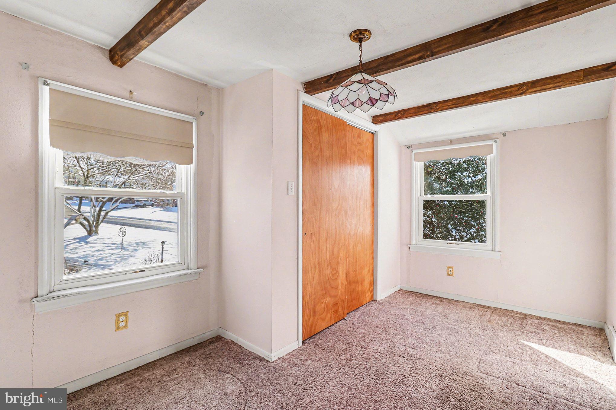 WHITE MARSH MDWS - Residential