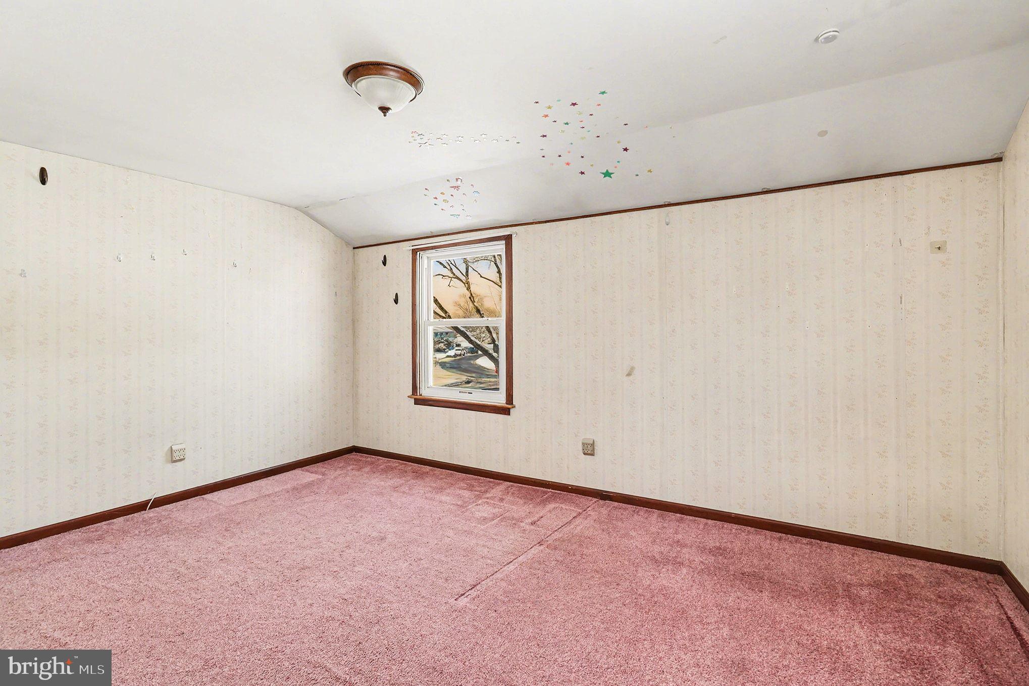 WHITE MARSH MDWS - Residential