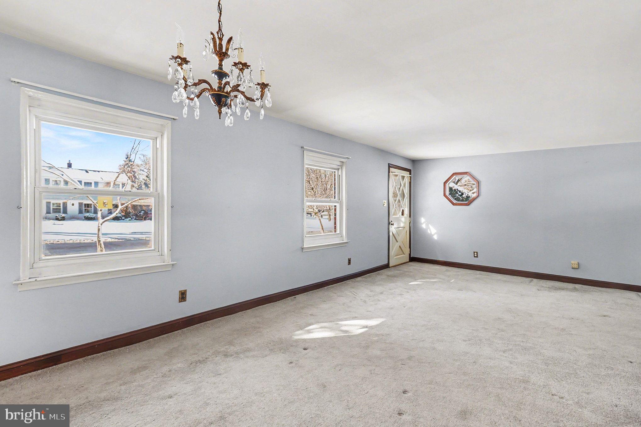 WHITE MARSH MDWS - Residential