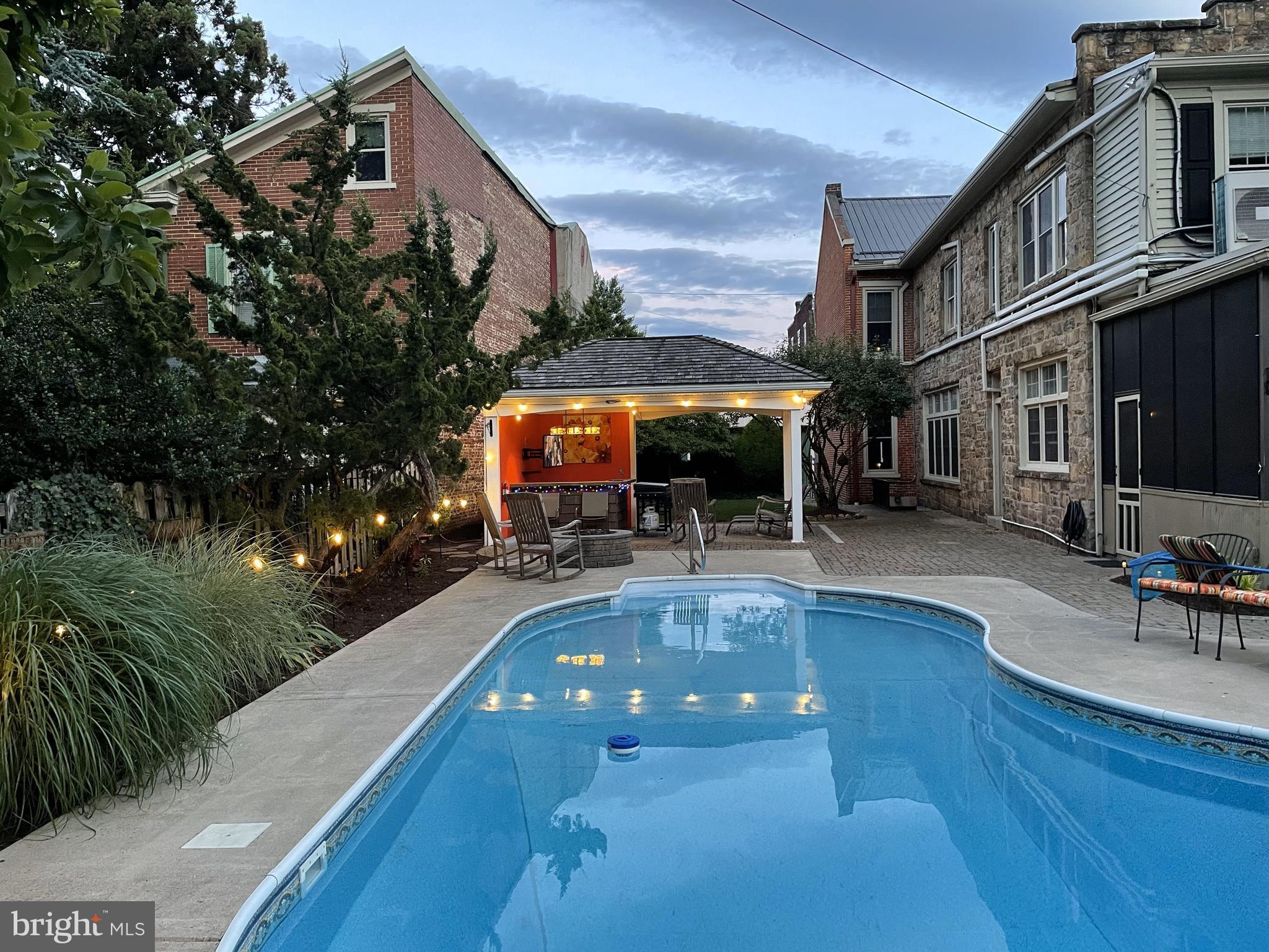 LEWISTOWN BORO - Residential