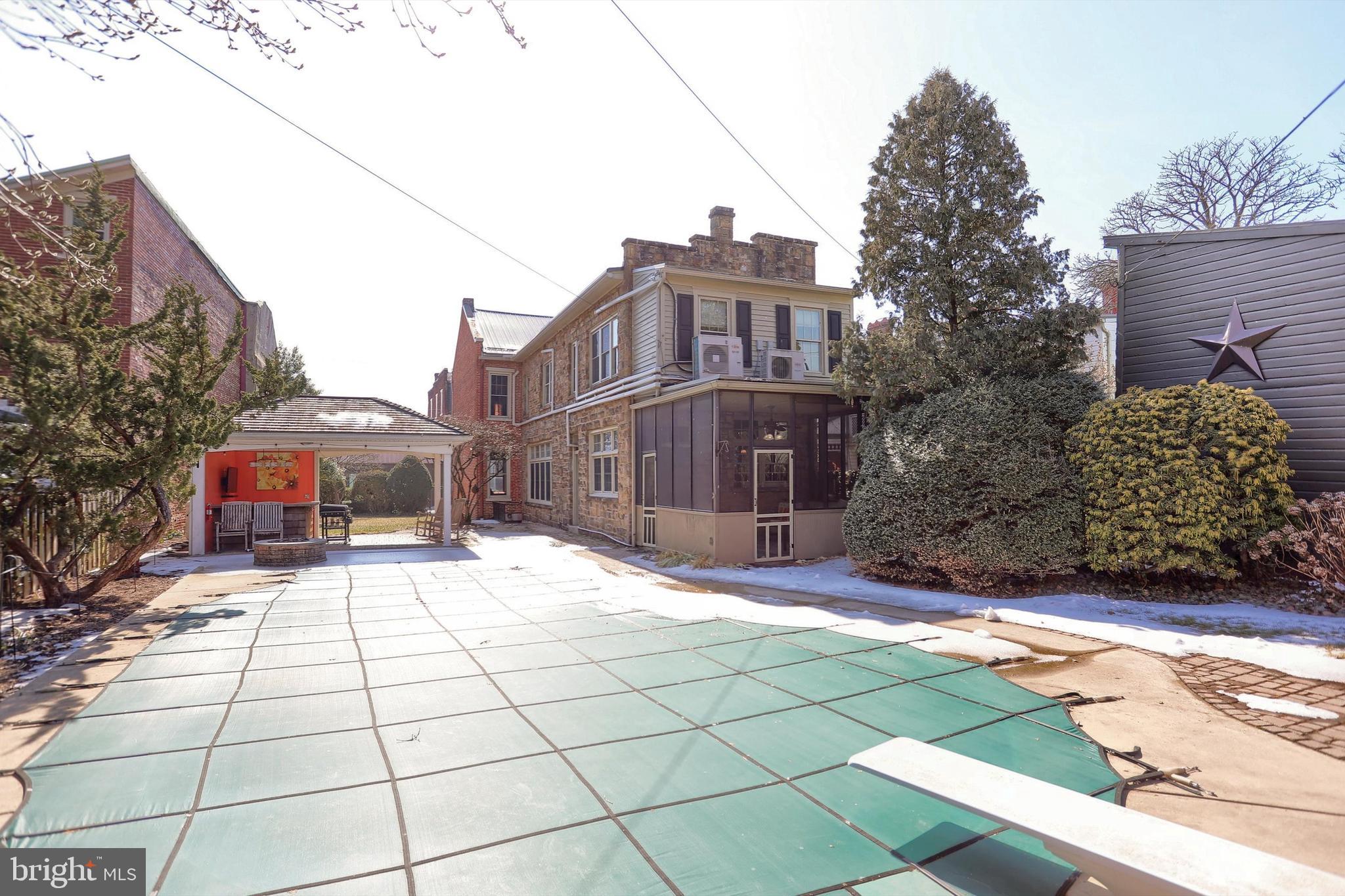 LEWISTOWN BORO - Residential