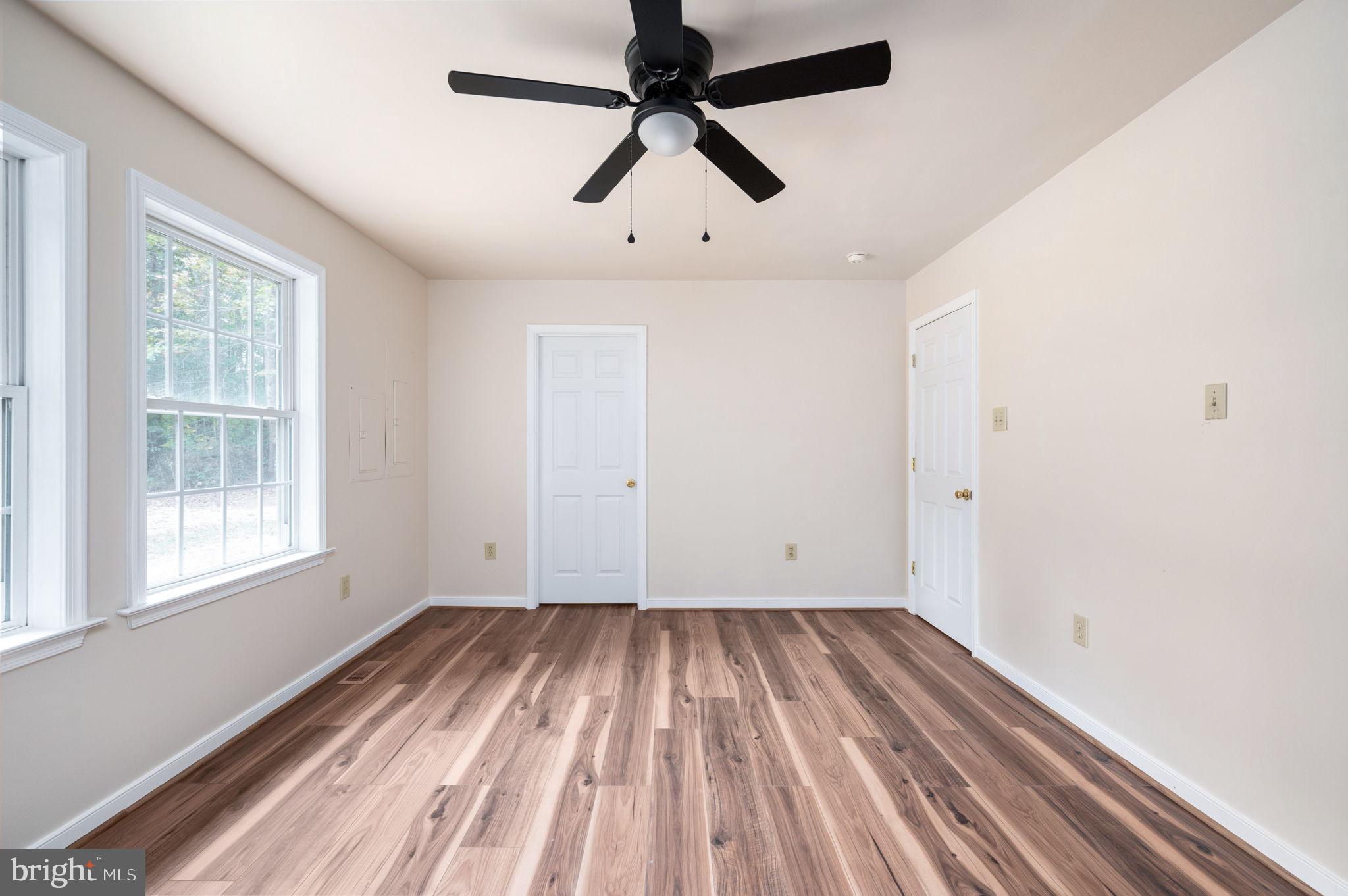 LOUISA - Residential