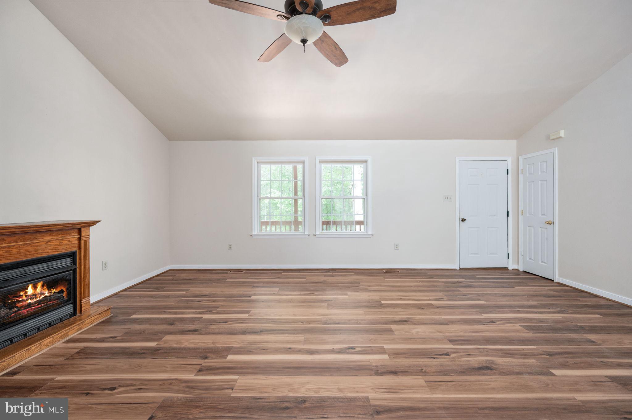 LOUISA - Residential