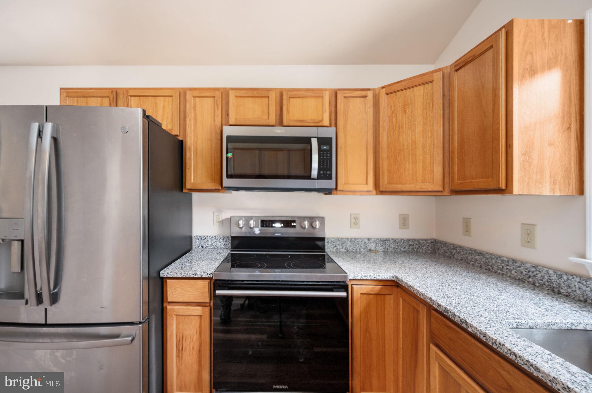 LOUISA - Residential