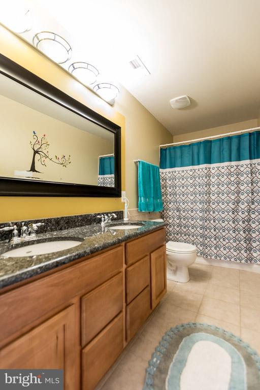 BEN OAKS - Residential