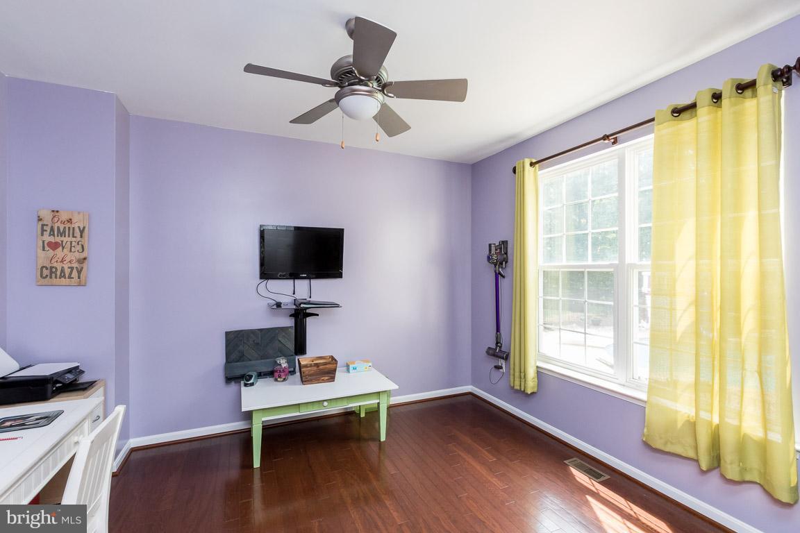 BEN OAKS - Residential