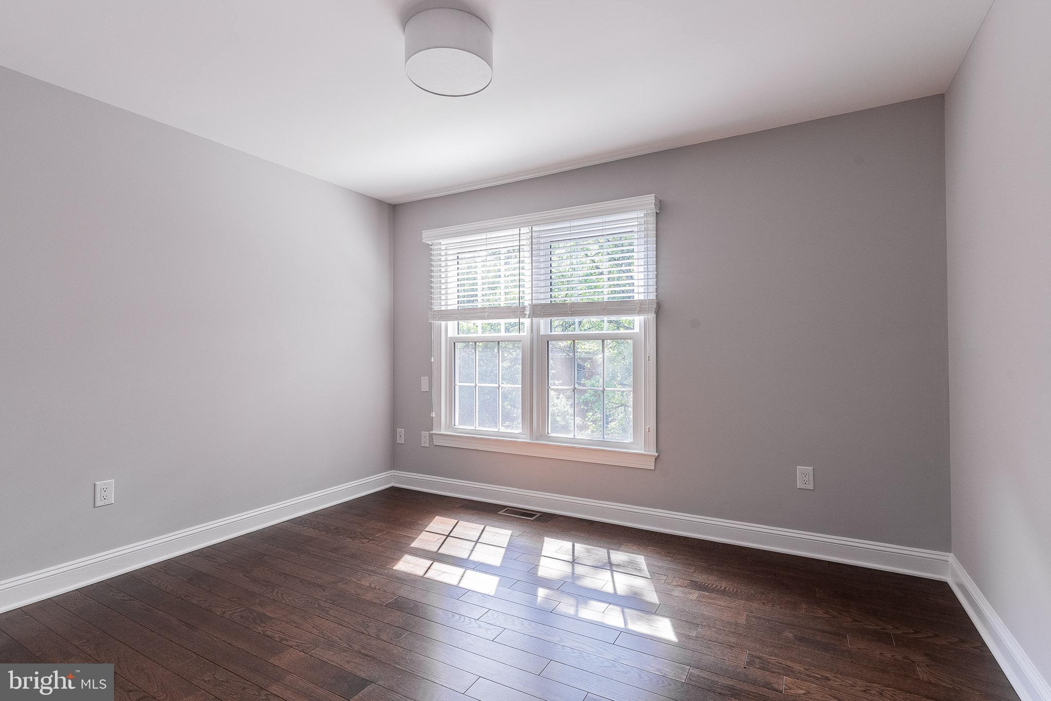 CENTURY OAK - Residential Lease