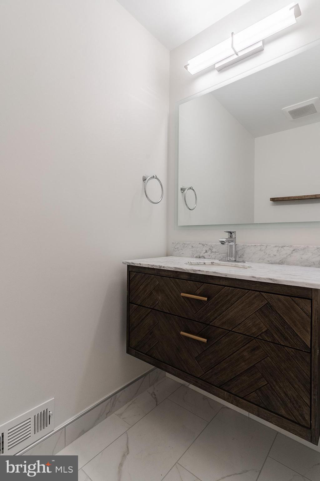 CENTURY OAK - Residential Lease