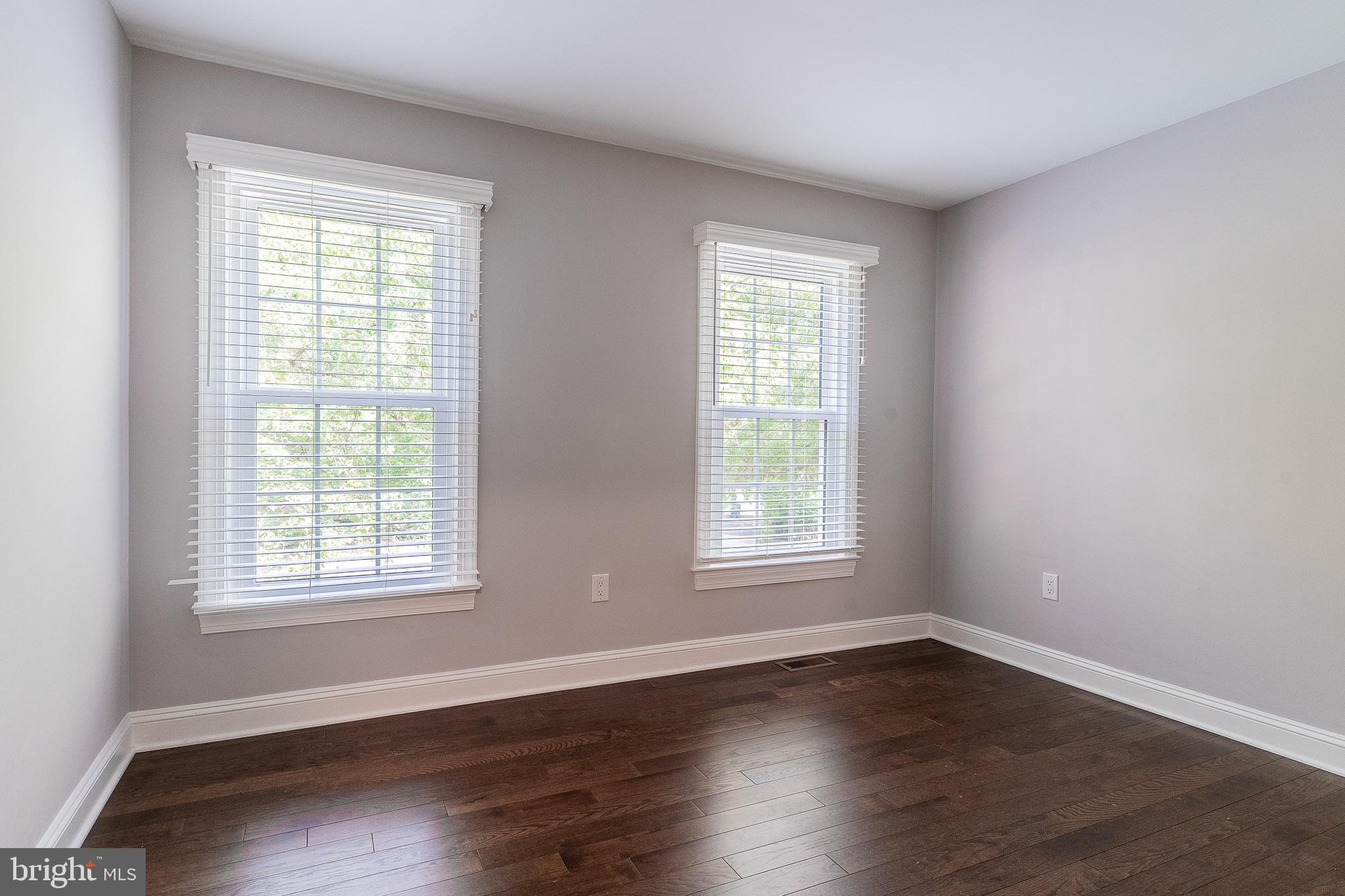 CENTURY OAK - Residential Lease