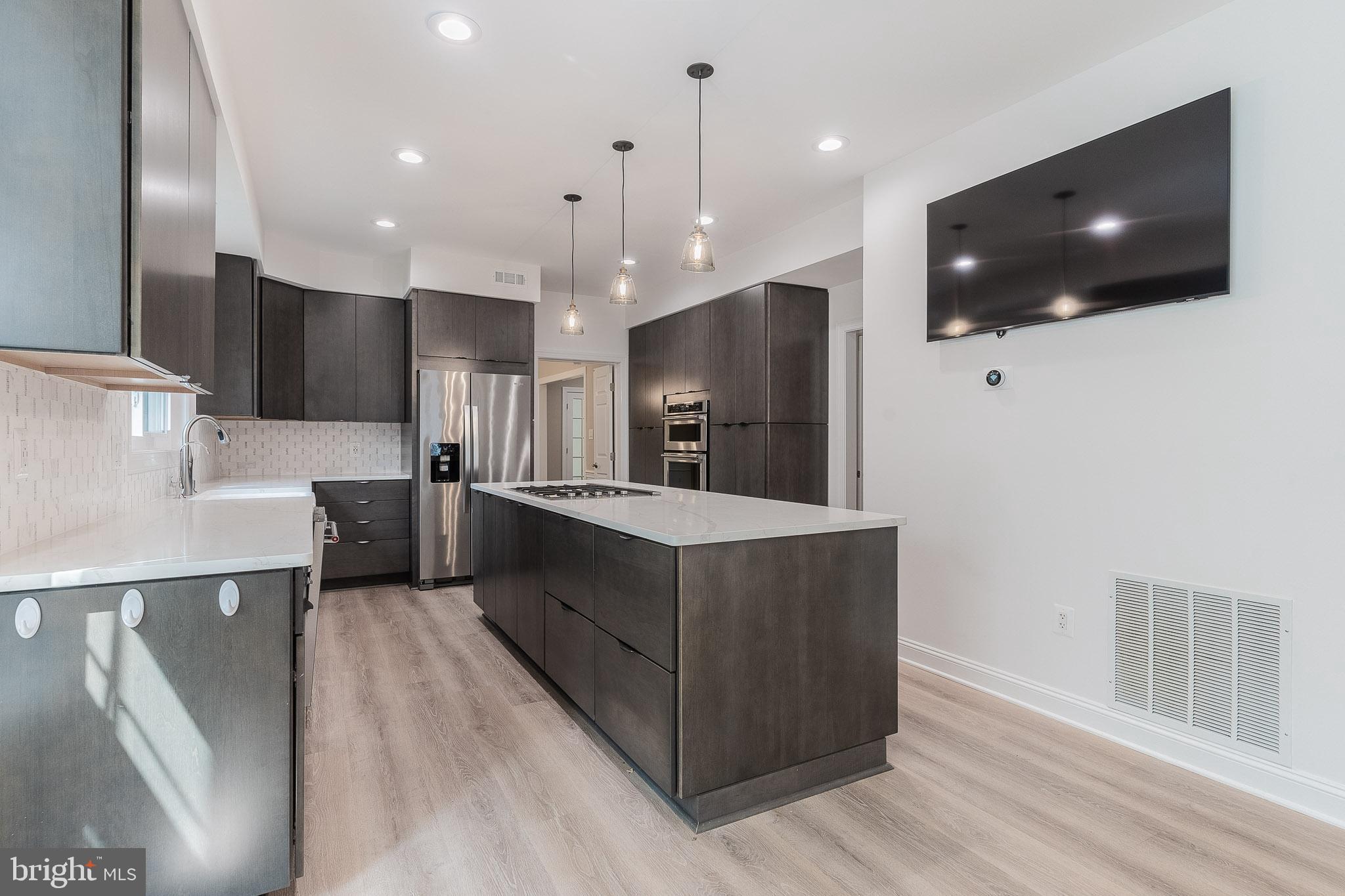 CENTURY OAK - Residential Lease