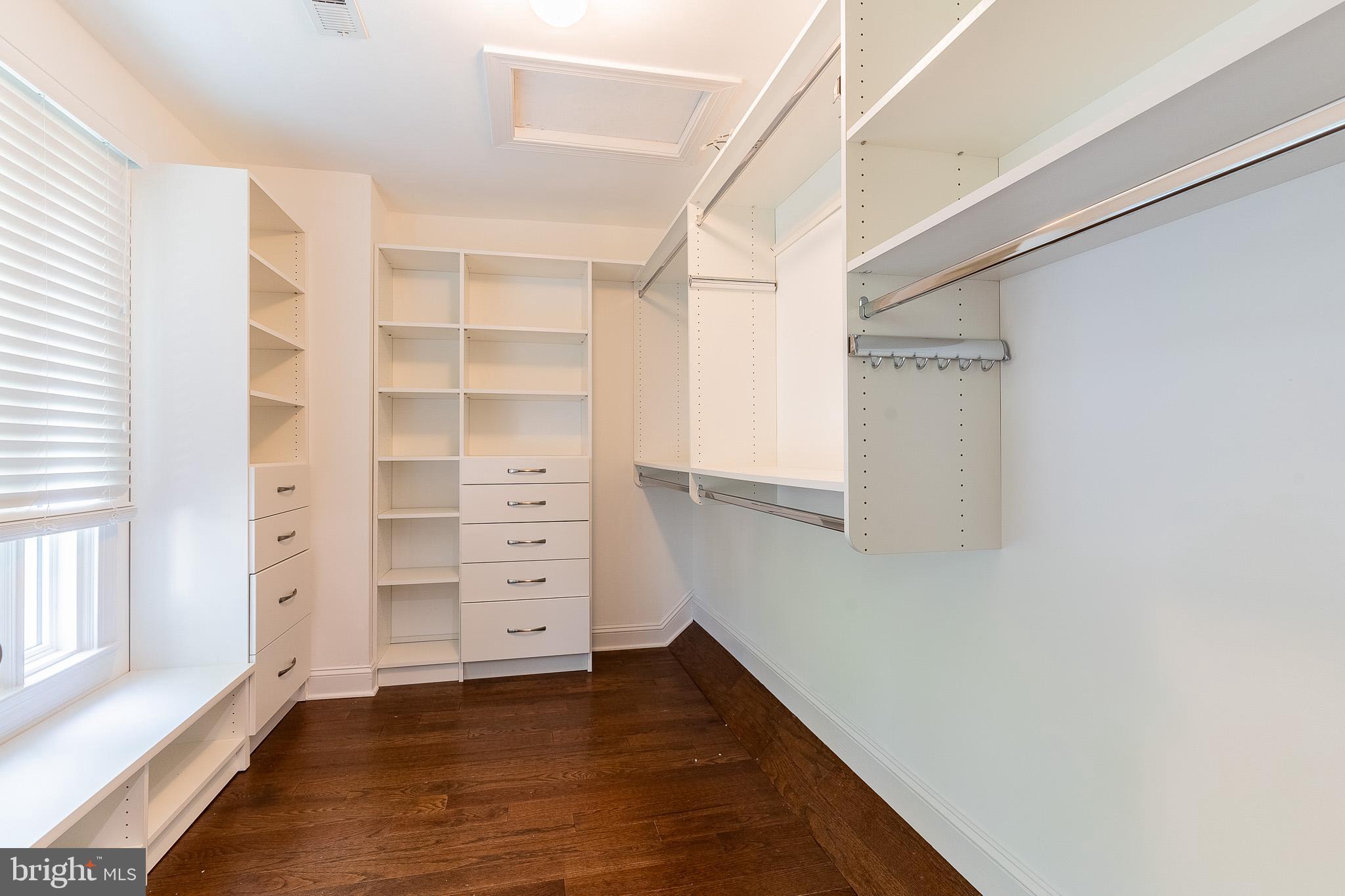 CENTURY OAK - Residential Lease