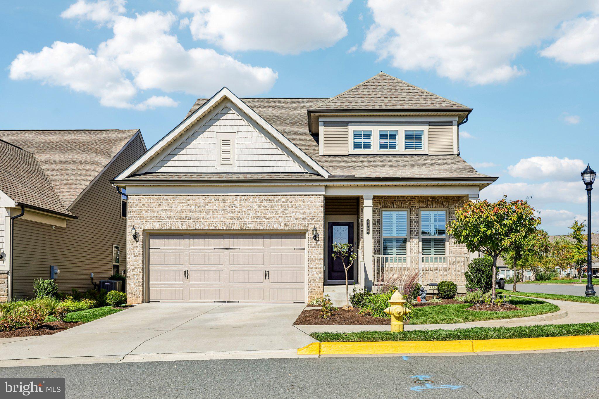 6860 MOONSTONE PEONY LANE