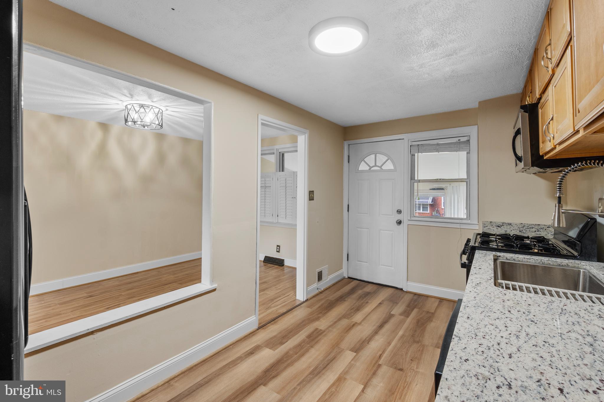 MOORES RUN - Residential Lease