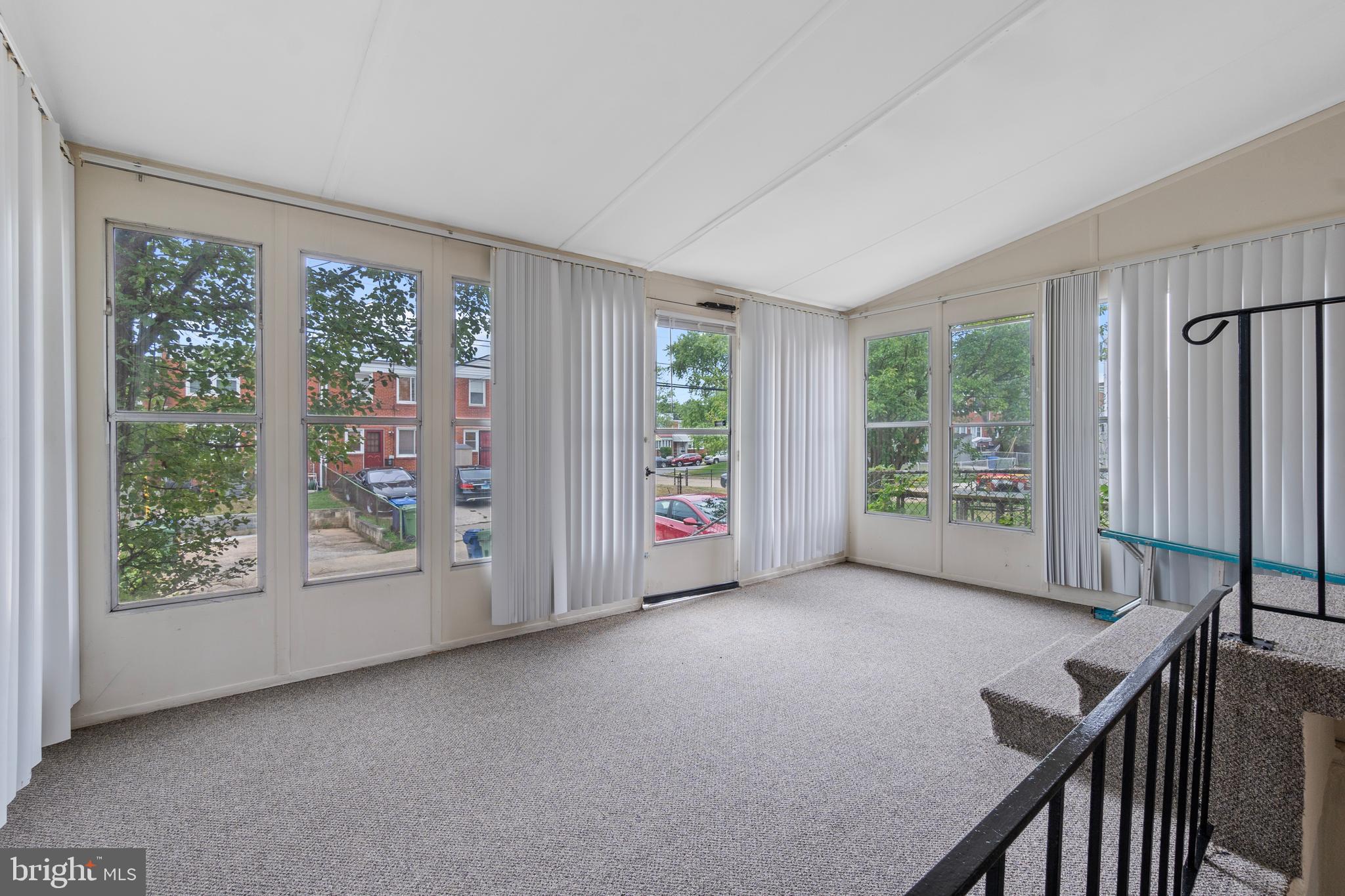 MOORES RUN - Residential Lease