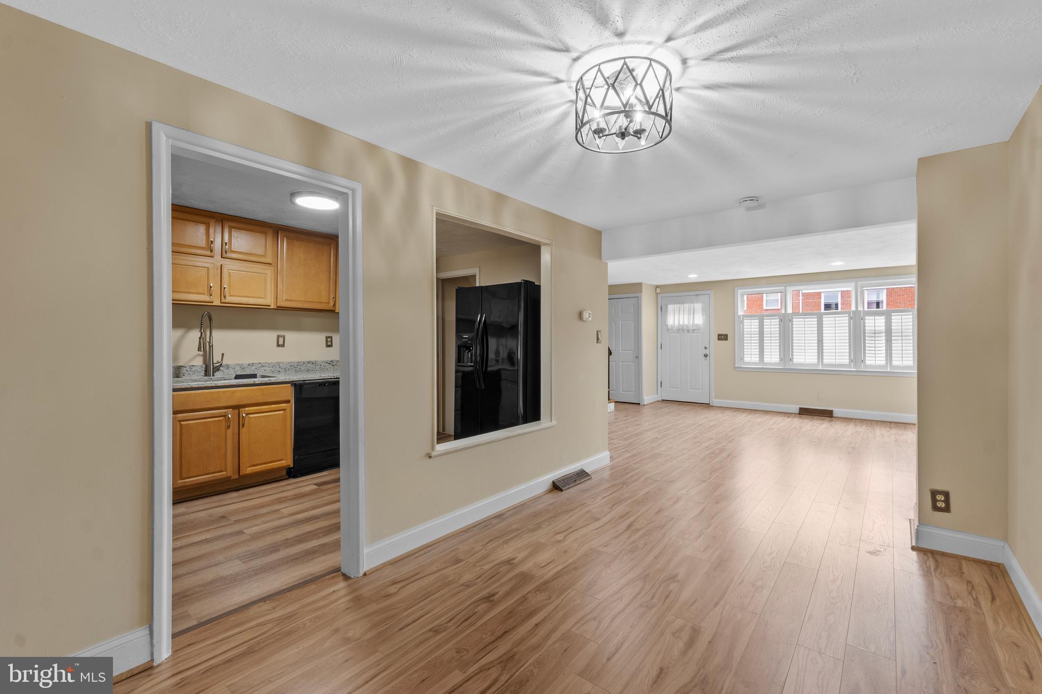 MOORES RUN - Residential Lease