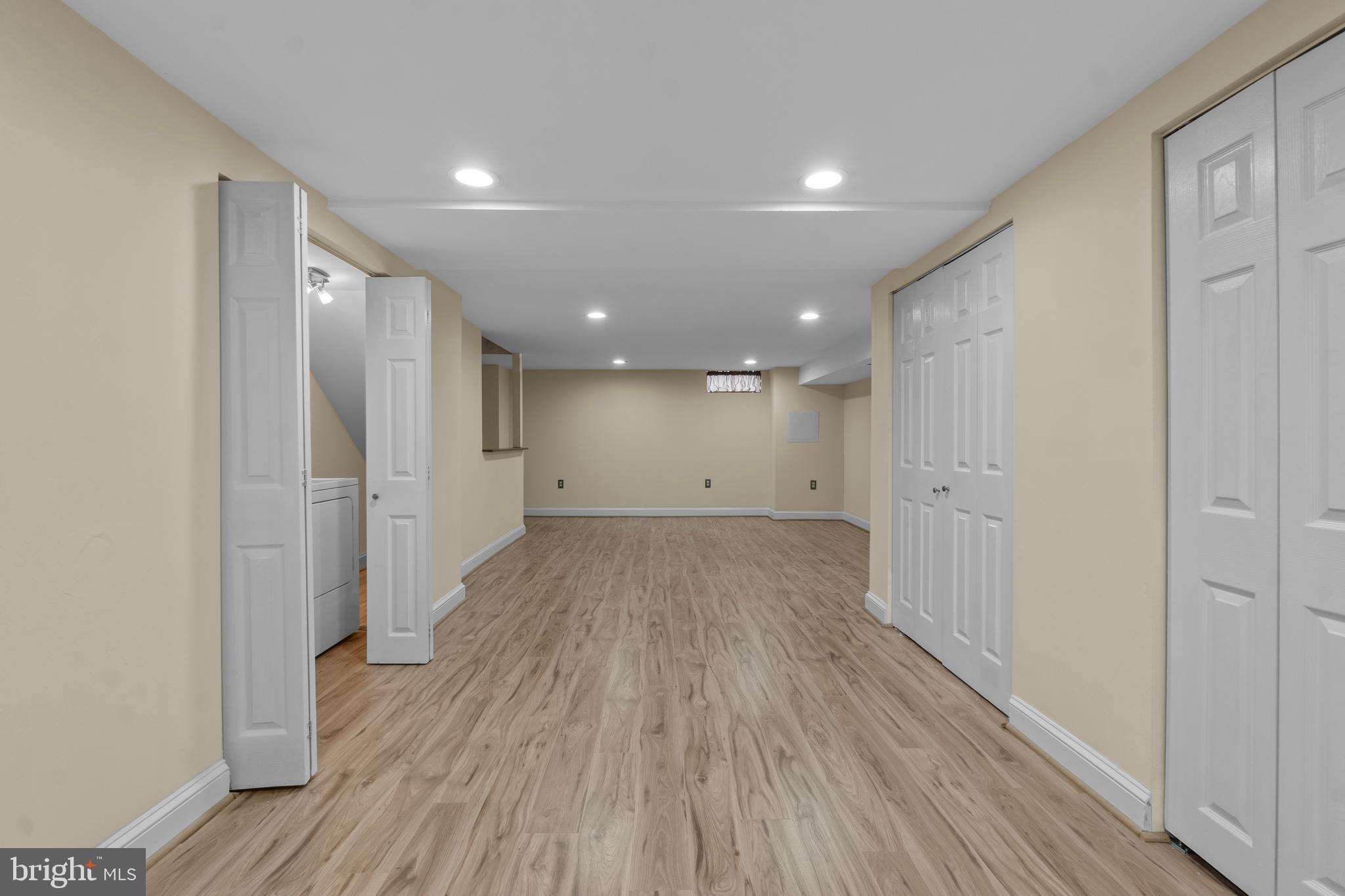 MOORES RUN - Residential Lease