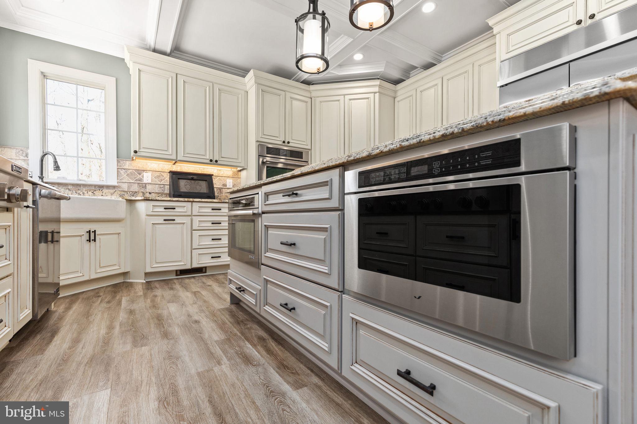 QUAIL HILLS - Residential