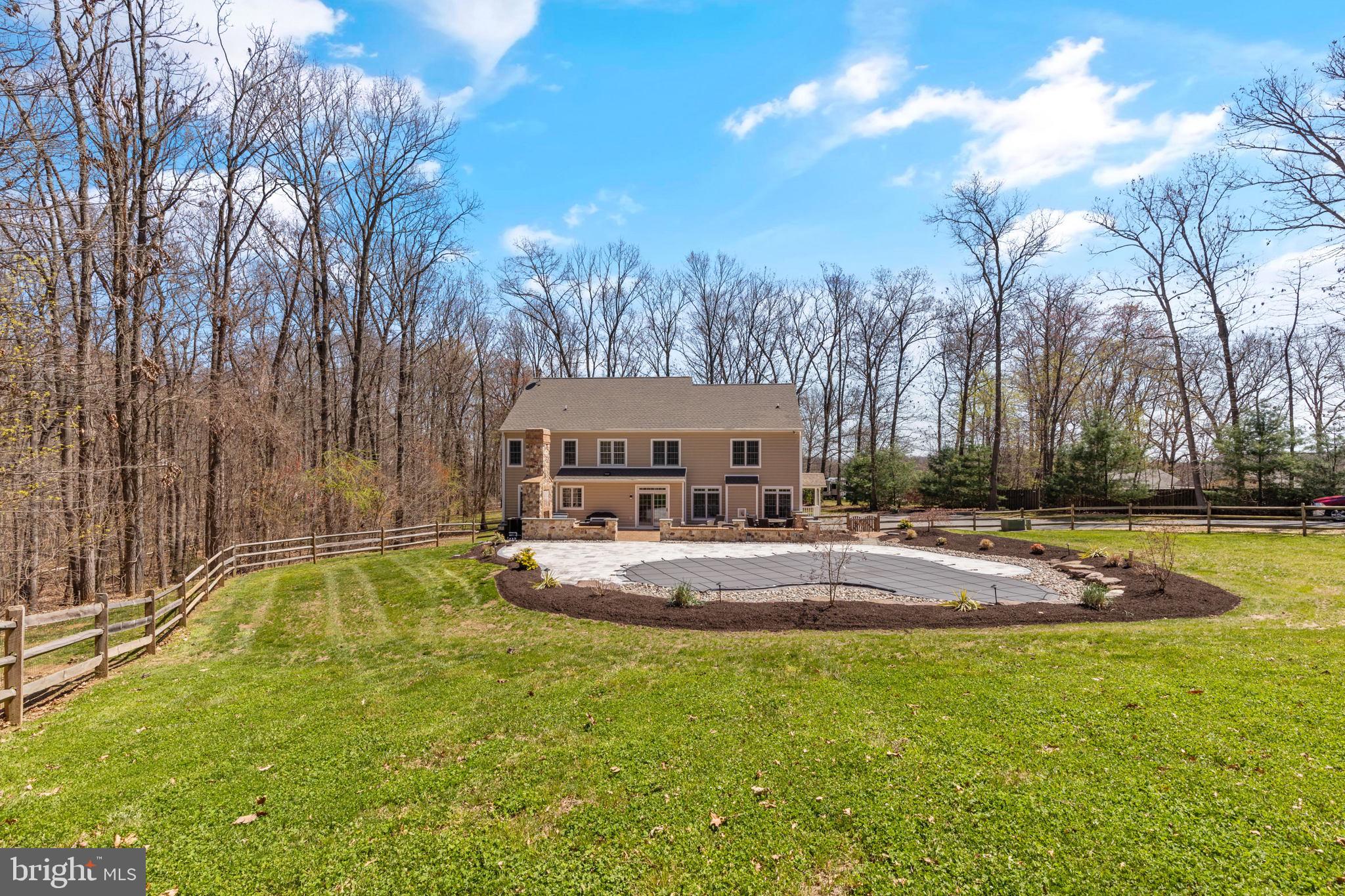 QUAIL HILLS - Residential