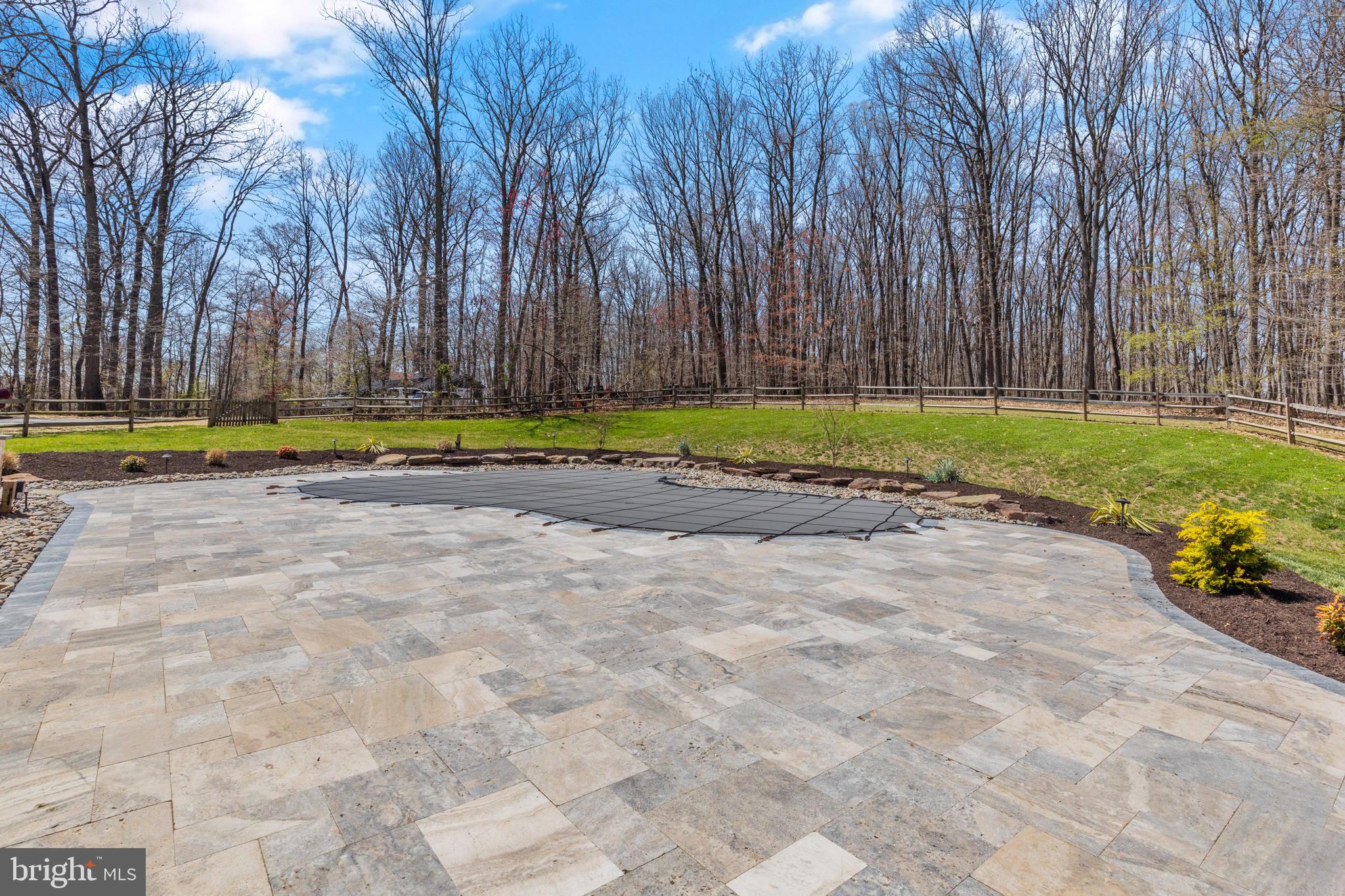 QUAIL HILLS - Residential