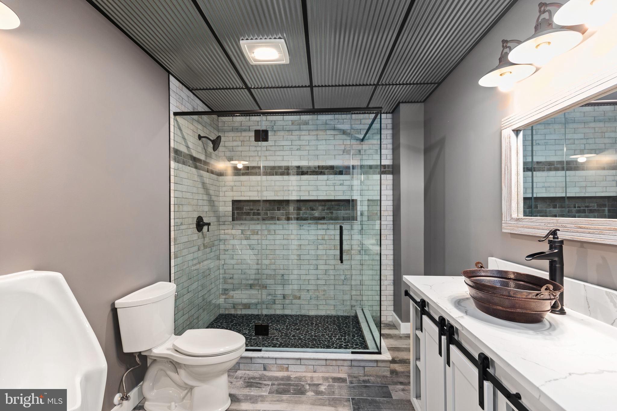 QUAIL HILLS - Residential