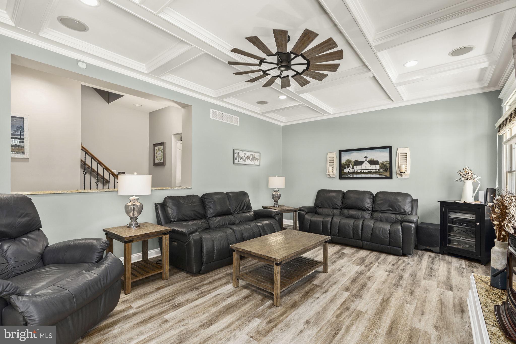 QUAIL HILLS - Residential