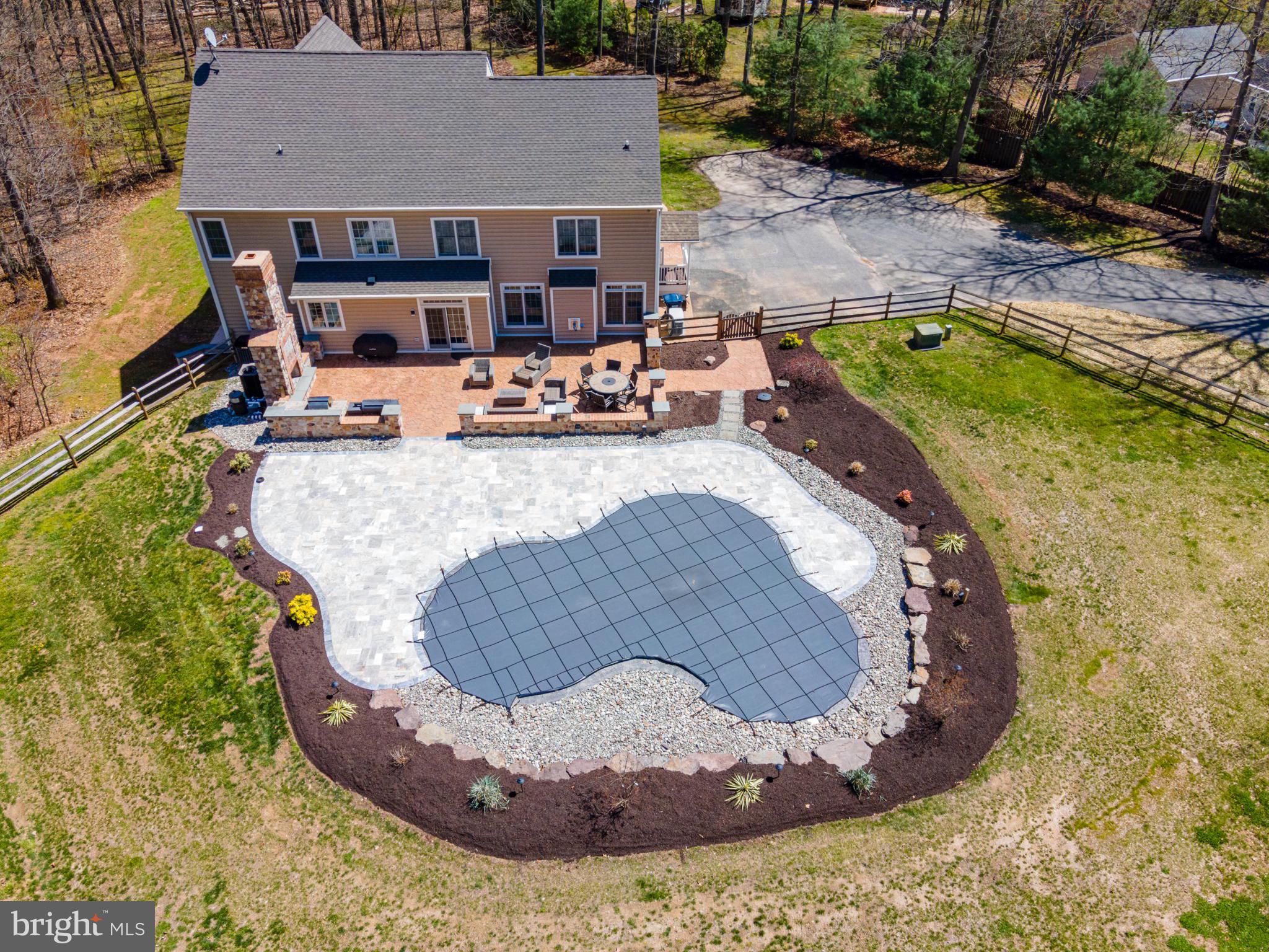 QUAIL HILLS - Residential