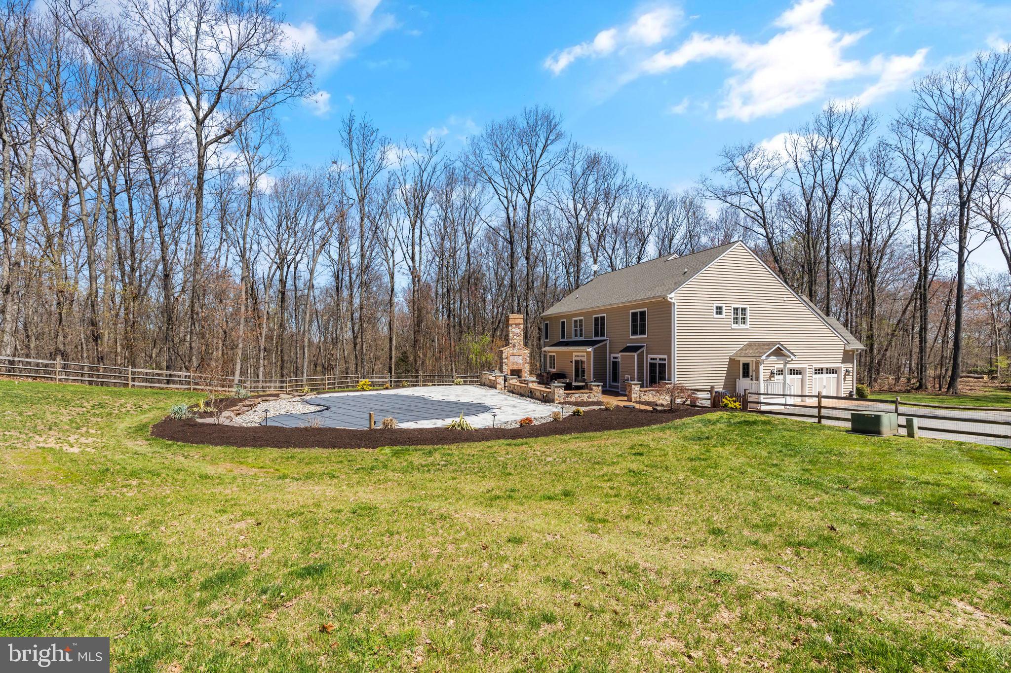 QUAIL HILLS - Residential