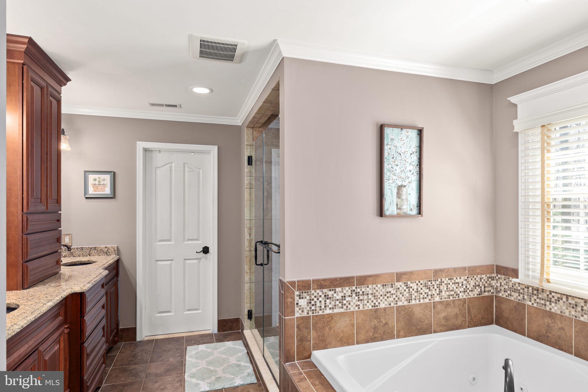 QUAIL HILLS - Residential