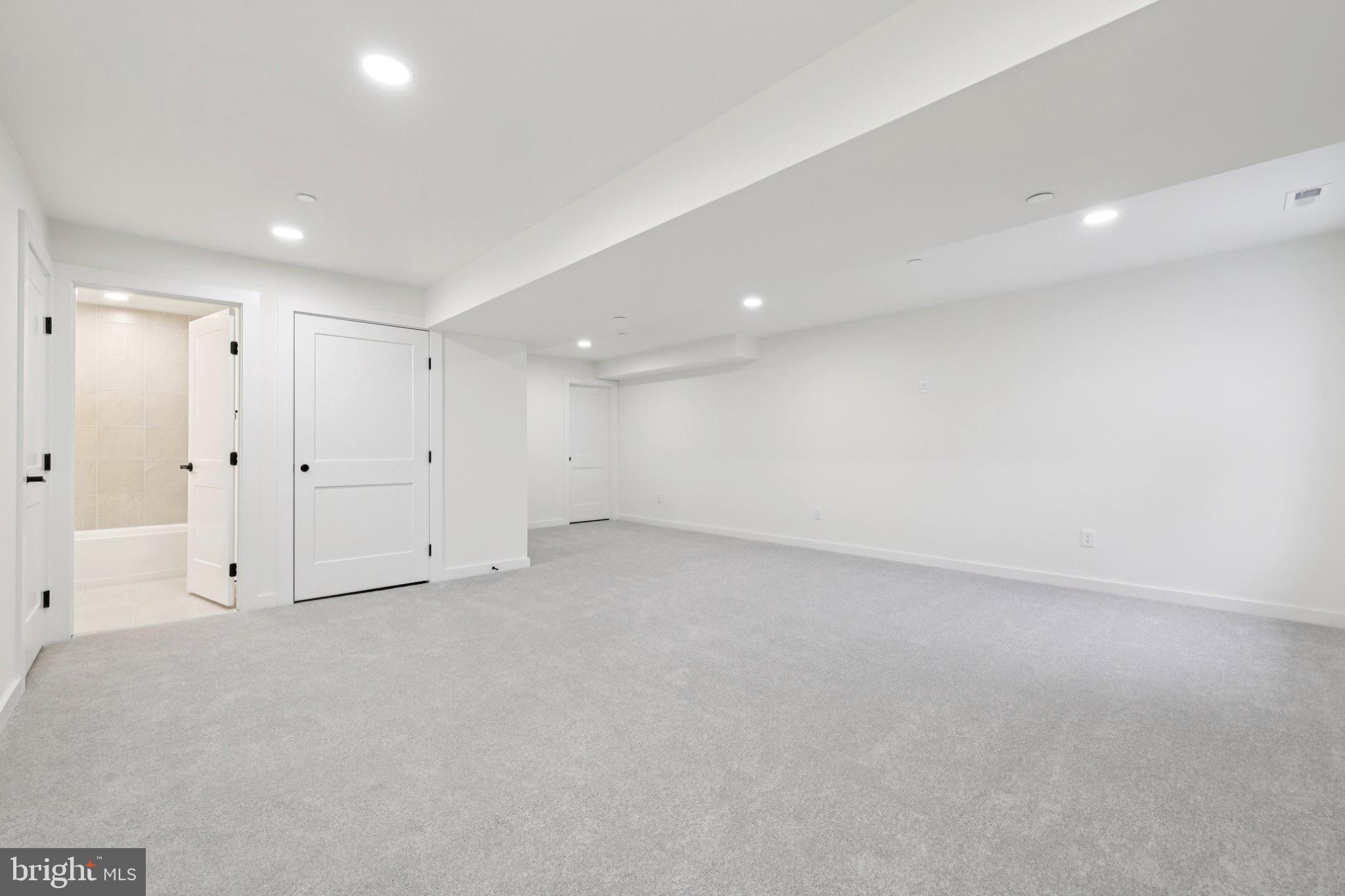 GLEN BURNIE HEIGHTS - Residential