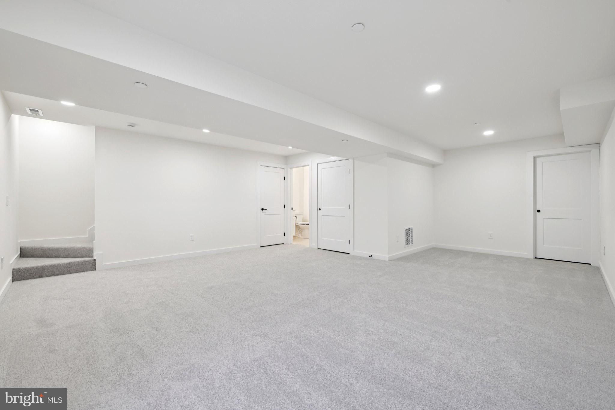 GLEN BURNIE HEIGHTS - Residential